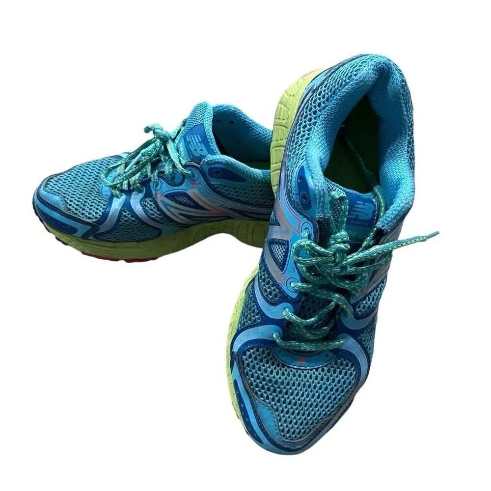 New Balance 580v4 Blue tennis shoes